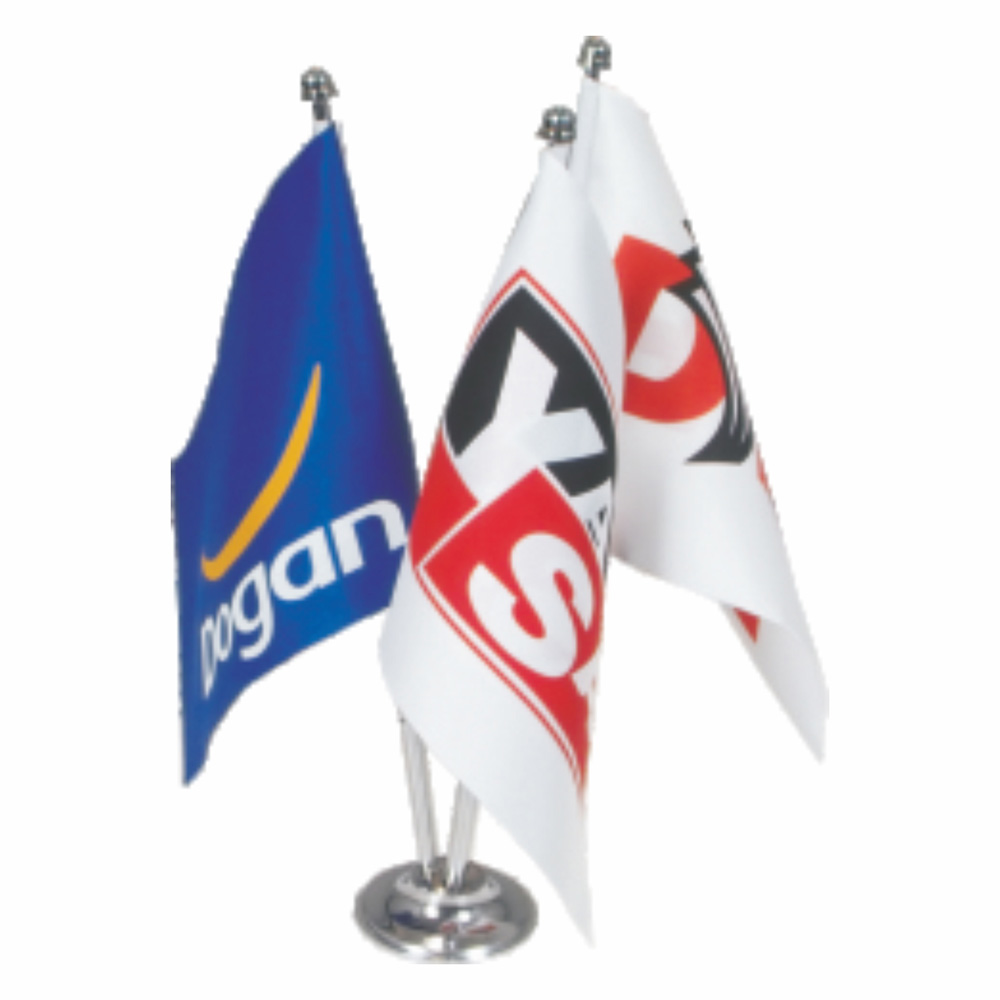 Üçlü Masa Bayrağı